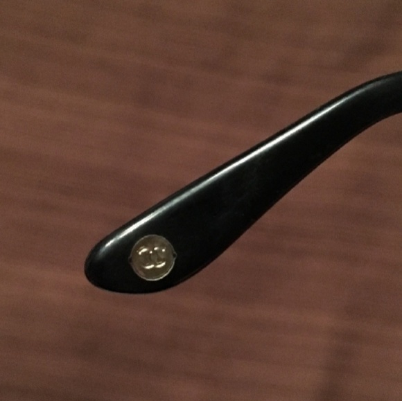 CHANEL EYEGLASSES - Picture 5 of 6